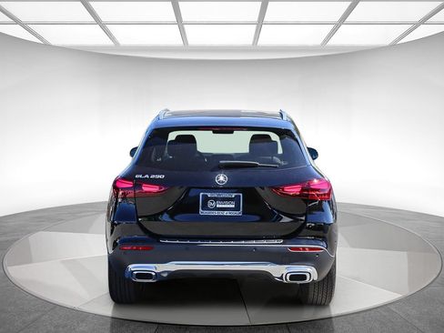 Certified 2026 Mercedes-Benz GLA 250 image 3
