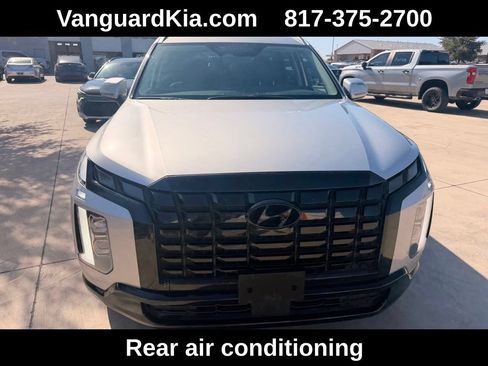Used 2025 Hyundai Palisade SEL FWD image 7