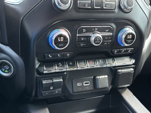 Used 2021 GMC Sierra 1500 AT4 image 26