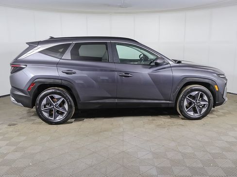 Certified 2025 Hyundai Tucson SEL AWD/4WD image 15
