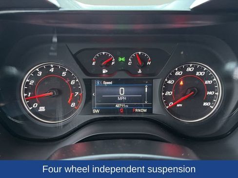 Used 2023 Chevrolet Camaro LT RWD image 10