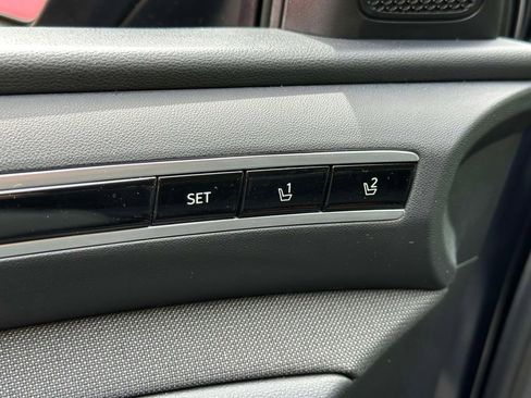 Certified 2024 Hyundai Tucson Limited AWD/4WD image 19