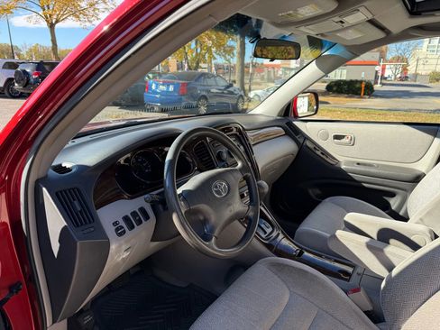Used 2003 Toyota Highlander 4WD image 10