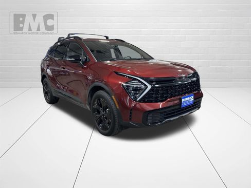 Used 2025 Kia Sportage X-Line AWD/4WD image 2