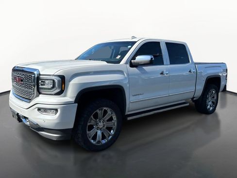 Used 2018 GMC Sierra 1500 Denali w/ Denali Ultimate Package AWD/4WD image 7