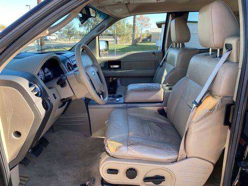 Used 2005 Ford F150 Lariat image 19