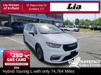 Used 2023 Chrysler Pacifica Touring-L