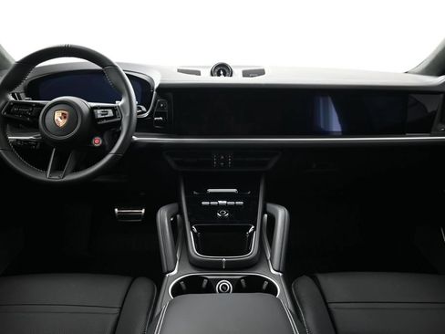 Certified 2026 Porsche Cayenne Turbo GT AWD/4WD image 9