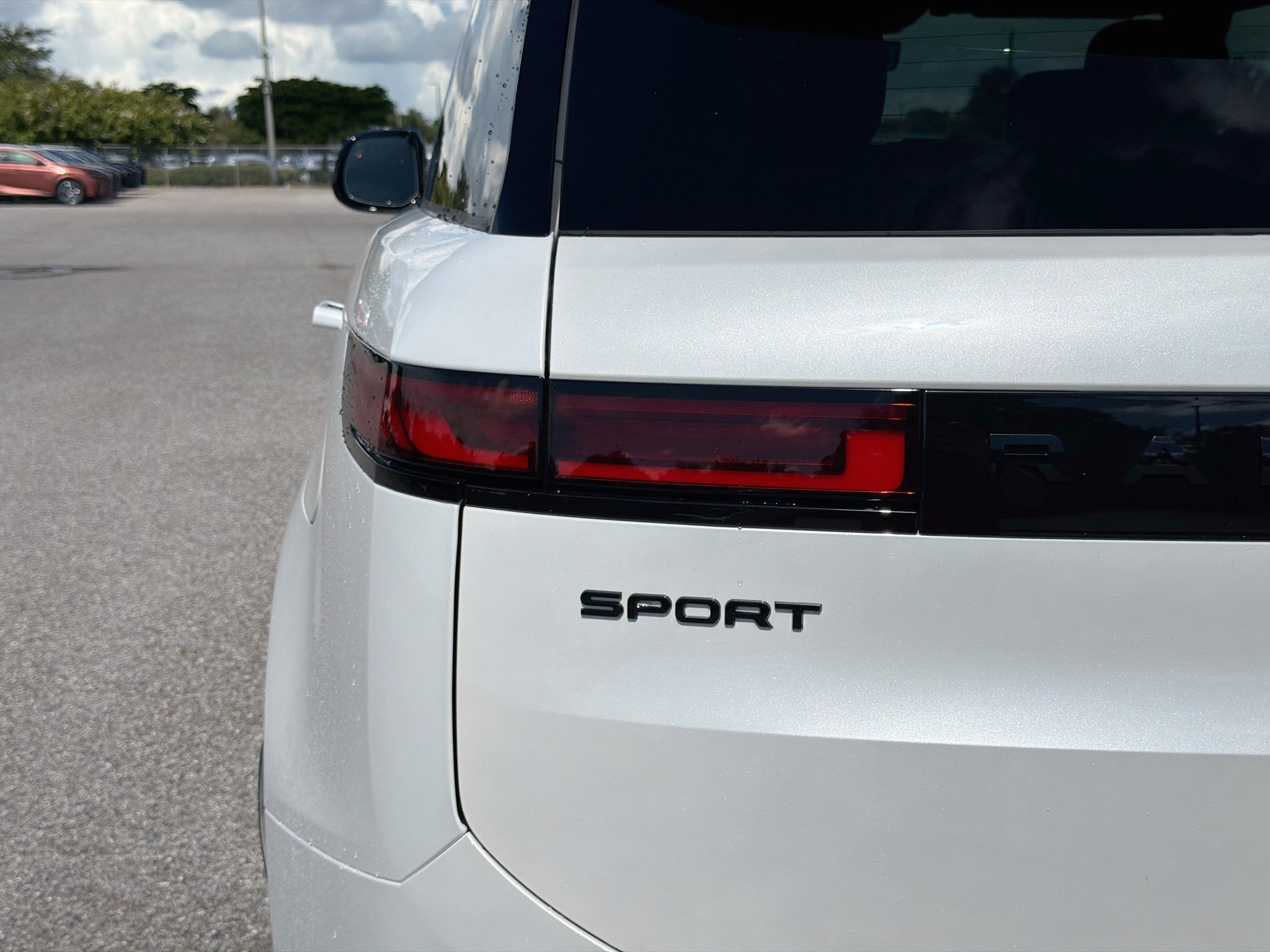 New 2027 Land Rover Range Rover Sport Battersea AWD/4WD image 10