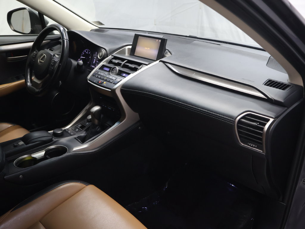 Used 2016 Lexus NX 200t FWD image 10