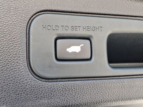 Certified 2024 Acura MDX SH-AWD w/ Technology Package image 31