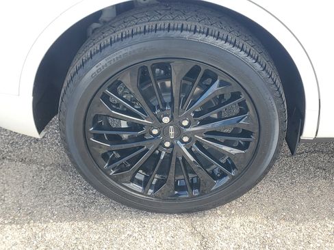 Certified 2023 Lincoln Corsair AWD w/ Equipment Group 101A image 7