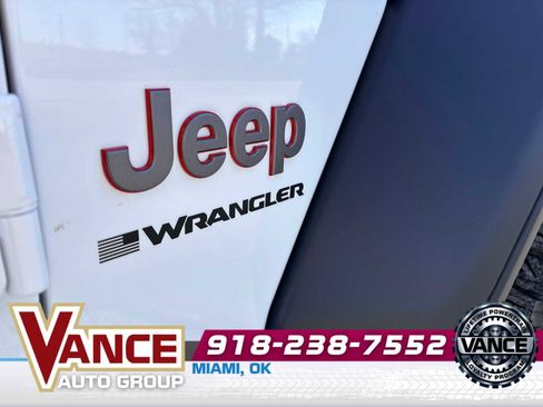 New 2026 Jeep Wrangler Unlimited Rubicon w/ Technology Group AWD/4WD image 10