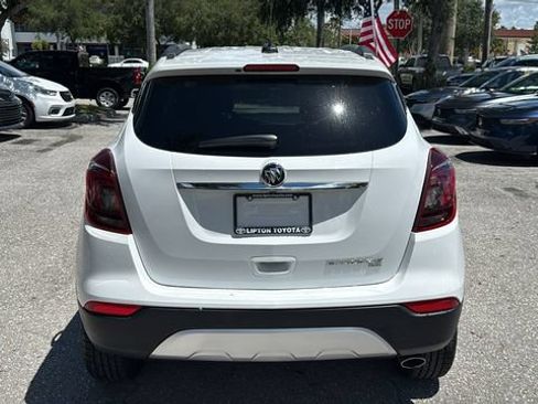 Used 2021 Buick Encore Preferred w/ Safety Package AWD/4WD image 6