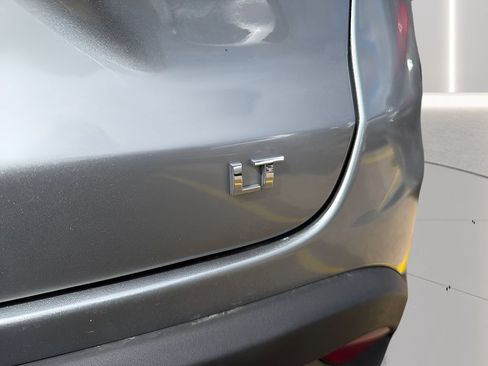 Used 2024 Chevrolet Trax LT FWD image 28