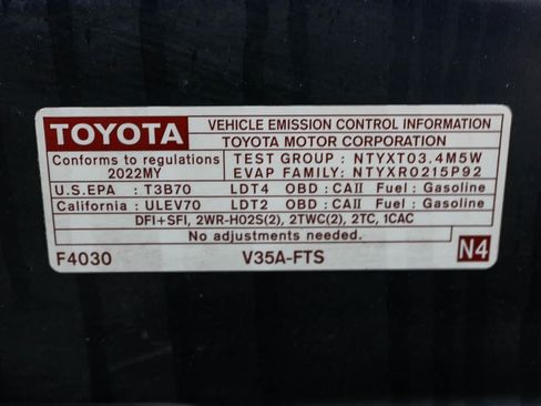 Used 2022 Toyota Tundra Limited w/ TRD Off-Road Package AWD/4WD image 27