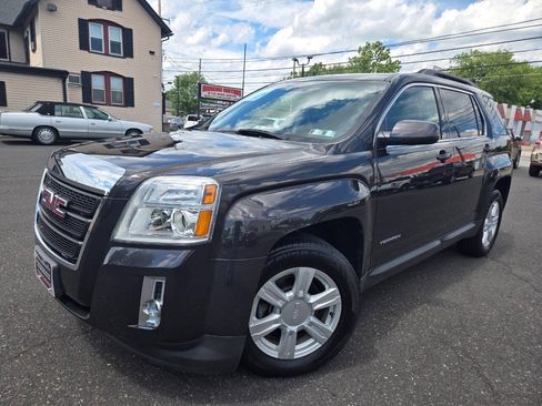Used 2015 GMC Terrain SLE w/ Convenience Package AWD/4WD image 2