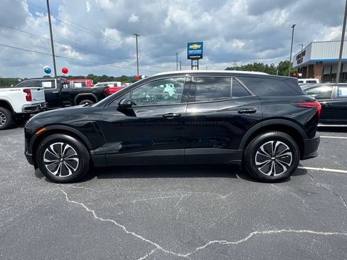 Used 2024 Chevrolet Blazer EV LT AWD/4WD image 9