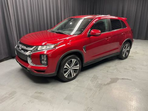 Used 2022 Mitsubishi Outlander Sport SE image 2