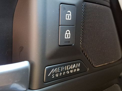 New 2026 Land Rover Defender 110 X-Dynamic SE AWD/4WD image 20