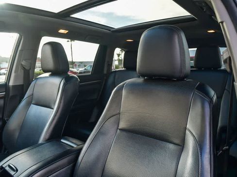 Used 2015 Toyota Highlander Limited Platinum image 18