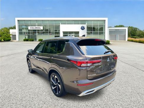 Used 2022 Mitsubishi Outlander SEL AWD/4WD image 3