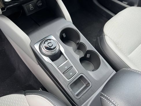 New 2026 Ford Escape SE FWD image 30