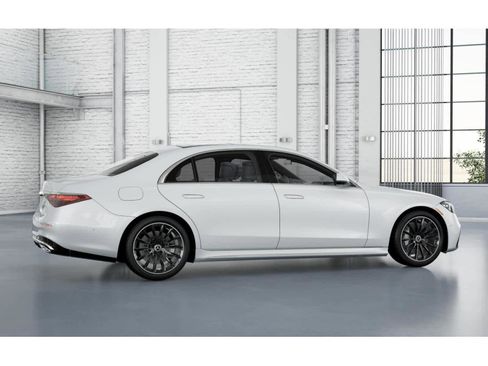 New 2026 Mercedes-Benz S 500 4MATIC image 17