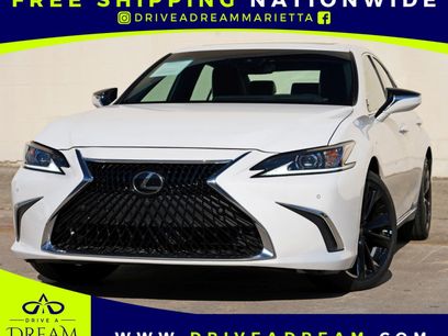 Used 2024 Lexus ES 300h w/ Premium Package