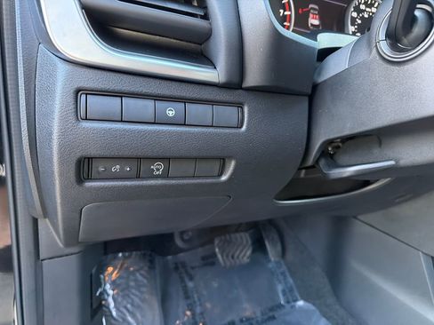 Certified 2023 Nissan Rogue SV image 20