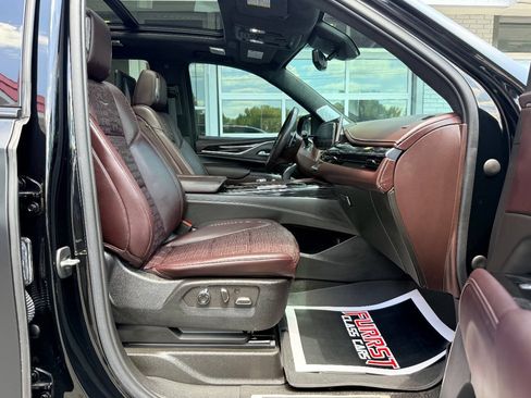 Used 2023 Cadillac Escalade V AWD/4WD image 47