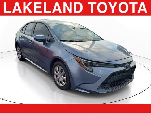 Used 2021 Toyota Corolla LE FWD image 1