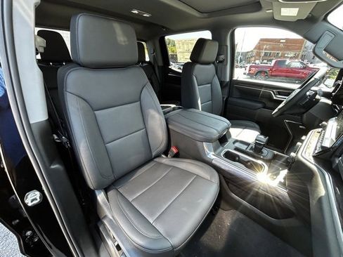 New 2026 Chevrolet Silverado 1500 LTZ w/ LTZ Premium Package image 16