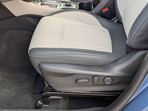 Used 2019 Subaru Forester Premium image 12