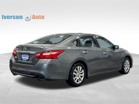 Used 2016 Nissan Altima 2.5 S w/ Power Driver Seat Package image 8