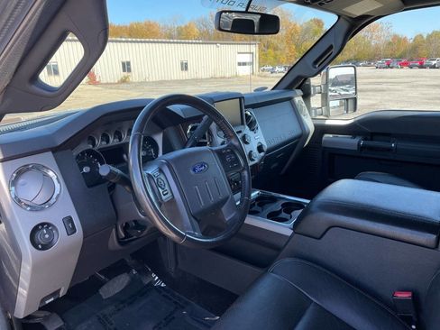 Used 2015 Ford F250 Lariat w/ Chrome Package image 20