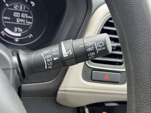 Used 2016 Honda HR-V EX image 36