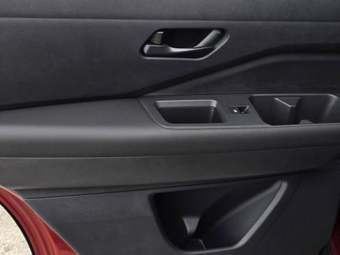 New 2026 Nissan Pathfinder SV image 11