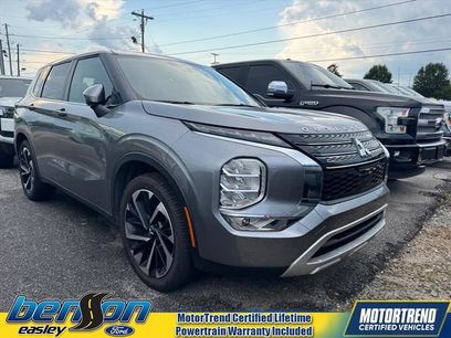 Used 2023 Mitsubishi Outlander SE