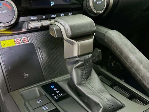 Certified 2024 Toyota Tacoma SR5 w/ SR5 Upgrade Package image 21