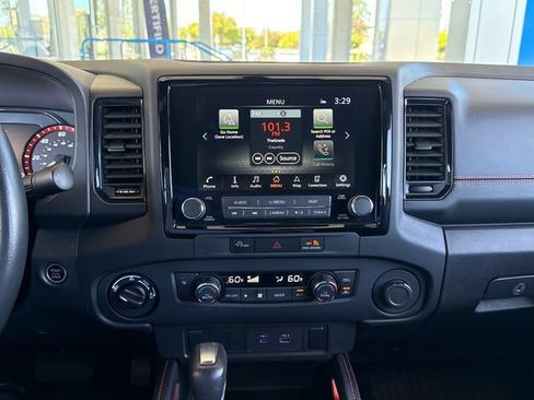 Used 2024 Nissan Frontier PRO-4X w/ Off-Road Protection Package AWD/4WD image 17