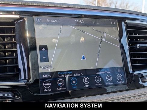 Used 2019 Chrysler Pacifica Limited w/ Advanced Safetytec Group image 7