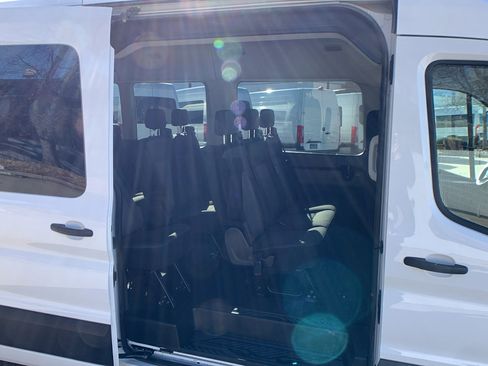 Used 2024 Ford Transit 350 XLT image 23