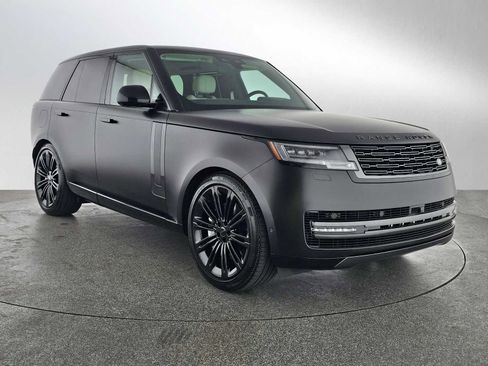 Used 2026 Land Rover Range Rover SE AWD/4WD image 7