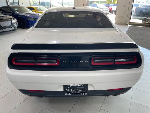 Used 2019 Dodge Challenger SXT w/ Blacktop Package image 6
