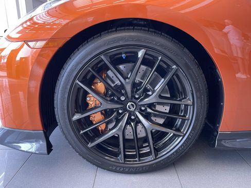 Used 2018 Nissan GT-R Premium w/ Premium Interior Package AWD/4WD image 27
