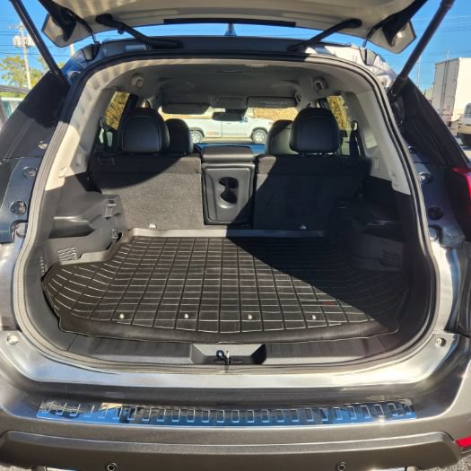 Used 2020 Nissan Rogue SL FWD image 17