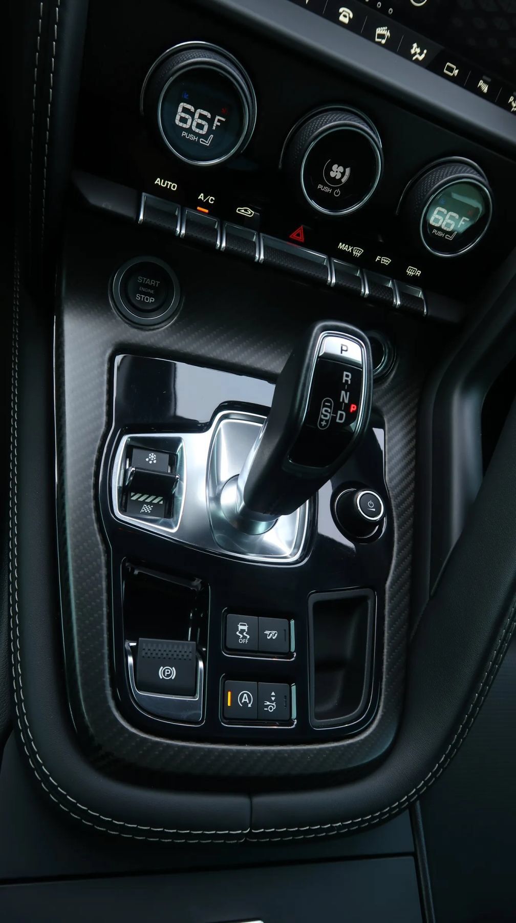 Used 2020 Jaguar F-TYPE R AWD/4WD image 27