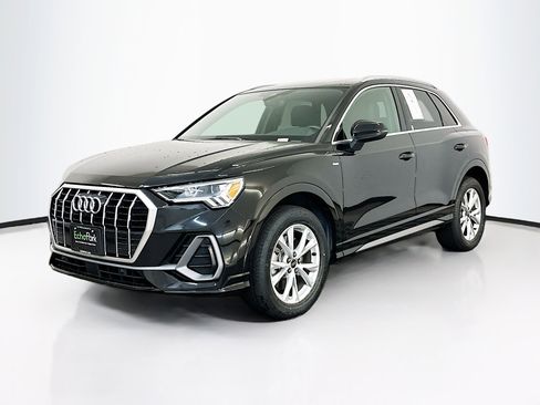 Used 2022 Audi Q3 2.0T Premium Plus w/ Premium Plus Package image 3