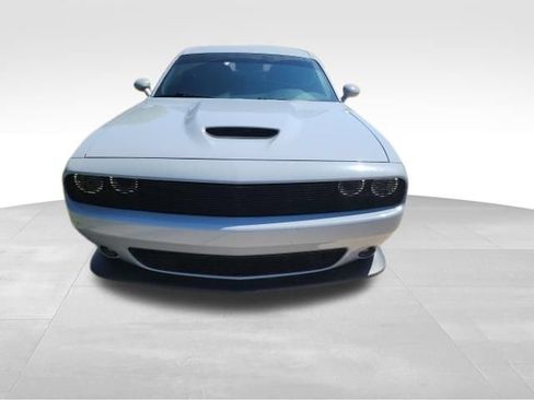 Used 2022 Dodge Challenger GT w/ Blacktop Package AWD/4WD image 8
